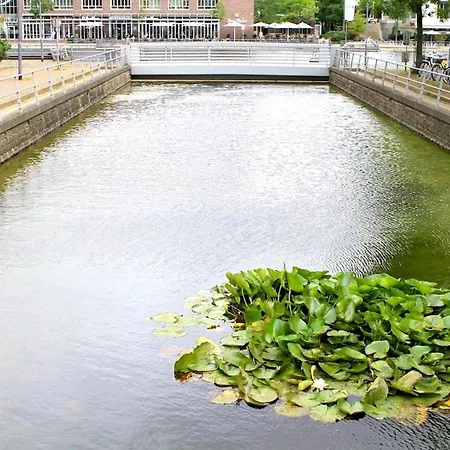 3 #netflix &wlan &kaffee Maschine & Zentral & 500m Innenhafen & 2 Min U Bahn *